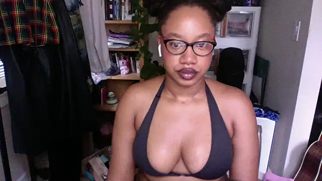 goddessdaisysky online show from September 22, 2025, 2:34 pm