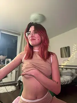 Snapshot of Evangeline_Lawrence_ chatting on February 7, 2025, 7:27 pm Evangeline Lawrence online show from February 7, 2025, 7:27 pm