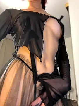 Snapshot of Evangeline_Lawrence_ chatting on October 10, 2025, 3:24 pm Evangeline Lawrence online show from October 10, 2025, 3:24 pm