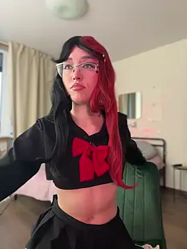 Snapshot of Evangeline_Lawrence_ chatting on December 13, 2024, 12:50 pm Evangeline Lawrence online show from December 13, 2024, 12:50 pm