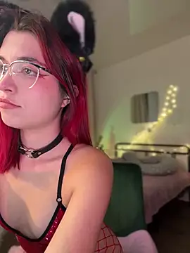 Snapshot of Evangeline_Lawrence_ chatting on December 17, 2024, 2:00 pm Evangeline Lawrence online show from December 17, 2024, 2:00 pm