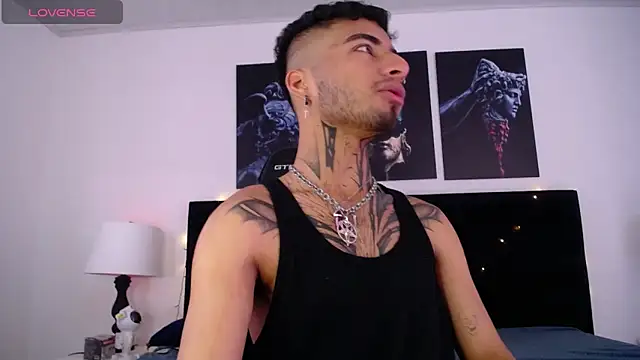 JuanCamiilo 66 online show from February 10, 2025, 4:25 pm