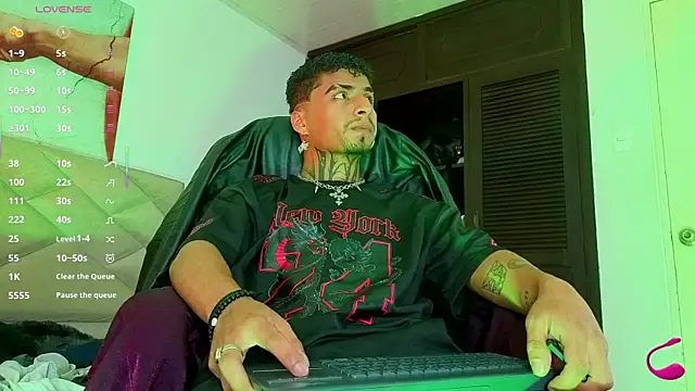 Snapshot of JuanCamiilo_66 chatting on July 19, 2026, 3:04 am JuanCamiilo 66 online show from July 19, 2026, 3:04 am