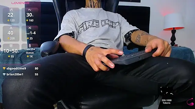 JuanCamiilo 66 online show from February 12, 2025, 9:54 pm