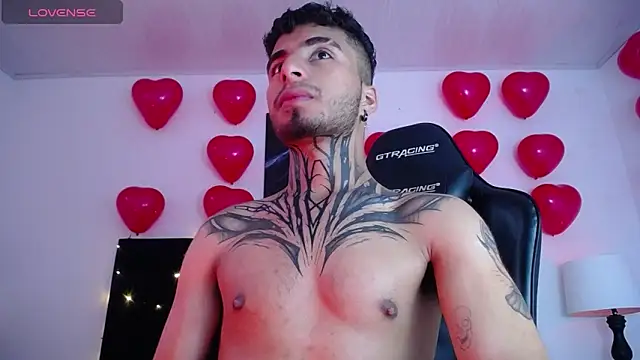 JuanCamiilo 66 online show from February 14, 2025, 8:15 pm