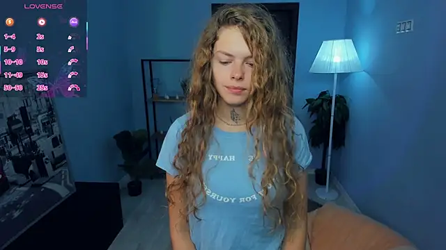 Snapshot of RayaNenlia chatting on September 28, 2025, 5:03 am RayaNenlia online show from September 28, 2025, 5:03 am