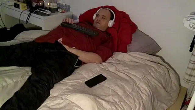 caressonnous online show from October 24, 2025, 1:10 pm