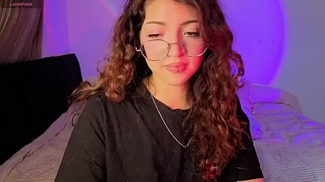 cataleya kyuu   online show from September 26, 2025, 1:34 am