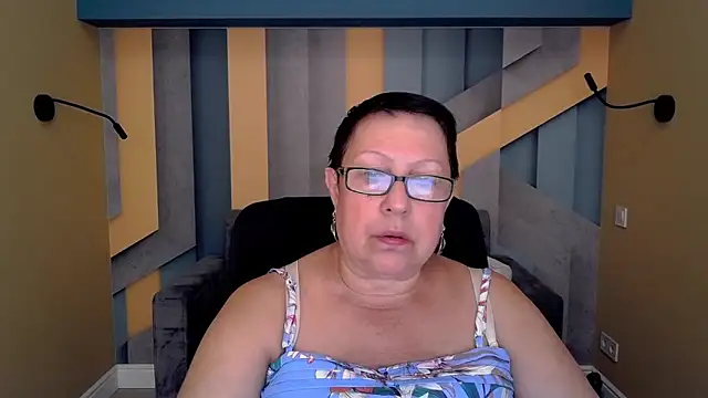 BarbaraTurners online show from September 10, 2025, 6:18 pm
