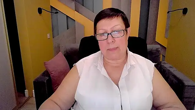 BarbaraTurners online show from February 10, 2025, 12:30 am