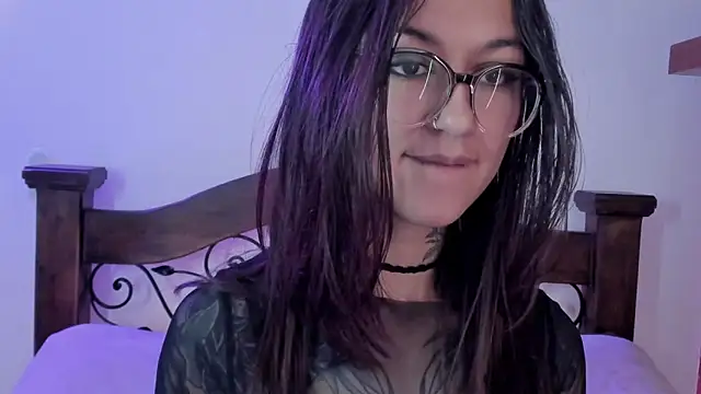 noemi foxxx online show from December 14, 2024, 10:24 am