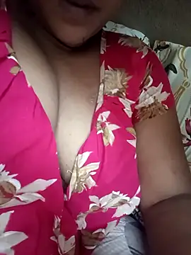 Priya hotgirl23 online show from October 1, 2025, 7:02 am