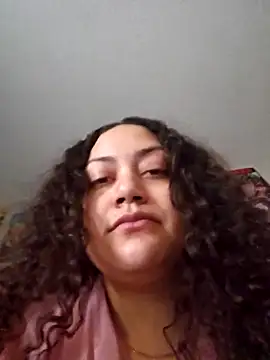 Snapshot of honeeyyy_pot chatting on February 26, 2025, 6:26 pm honeeyyy pot online show from February 26, 2025, 6:26 pm