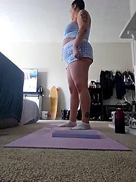 Snapshot of honeeyyy_pot chatting on March 2, 2025, 7:08 pm honeeyyy pot online show from March 2, 2025, 7:08 pm