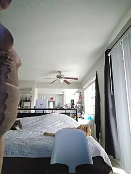 honeeyyy pot online show from January 7, 2026, 11:10 pm