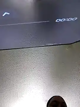 Snapshot of honeeyyy_pot chatting on February 16, 2025, 6:54 am honeeyyy pot online show from February 16, 2025, 6:54 am