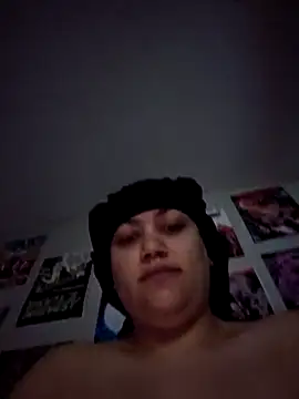 Snapshot of honeeyyy_pot chatting on February 28, 2025, 5:37 pm honeeyyy pot online show from February 28, 2025, 5:37 pm