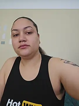 honeeyyy pot online show from April 14, 2026, 7:52 pm