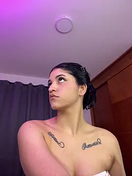 Snapshot of ShawtySlammed chatting on March 4, 2026, 3:03 am ShawtySlammed online show from March 4, 2026, 3:03 am