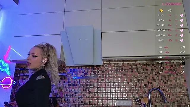 Snapshot of 2badforyou chatting on November 20, 2025, 12:06 pm 2badforyou online show from November 20, 2025, 12:06 pm