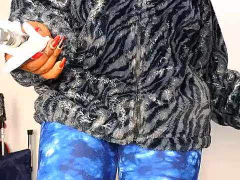 Fuck-Me-Daddyy online show from October 28, 2025, 9:58 pm