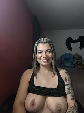 Snapshot of charlotedoll chatting on June 19, 2026, 12:49 am charlotedoll online show from June 19, 2026, 12:49 am