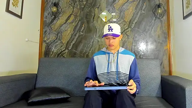 Snapshot of liam_genner_ chatting on February 15, 2025, 7:28 pm liam genner online show from February 15, 2025, 7:28 pm