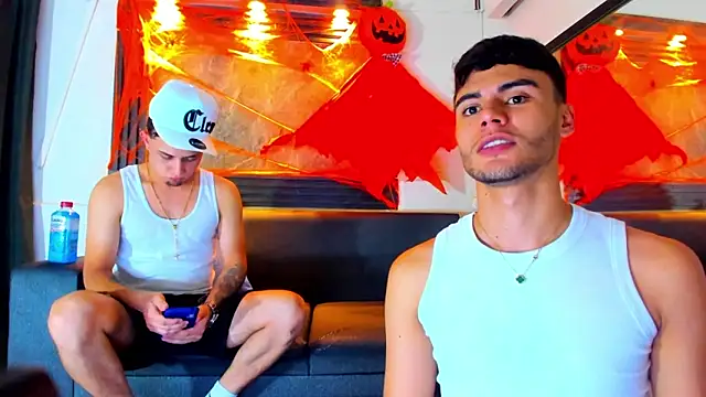 liam genner  online show from October 22, 2025, 8:19 pm