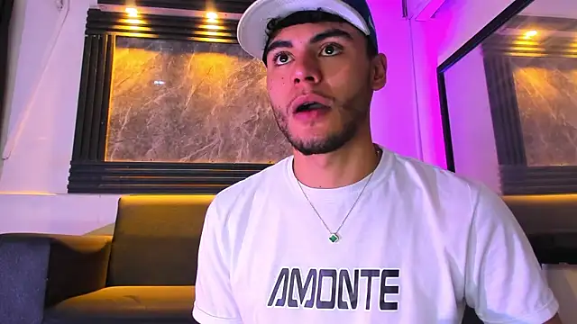 liam genner  online show from October 13, 2025, 8:21 pm