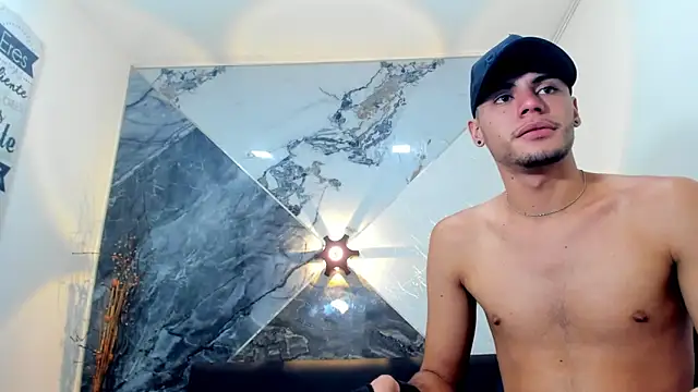 Snapshot of liam_genner_ chatting on March 10, 2025, 1:56 am liam genner online show from March 10, 2025, 1:56 am