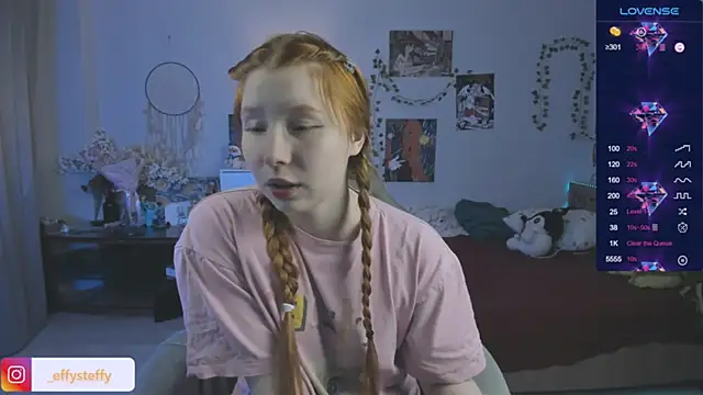 CallMeEffy1 online show from December 3, 2025, 7:35 pm