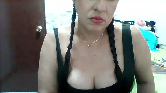 Alisson brand online show from May 4, 2026, 3:48 pm