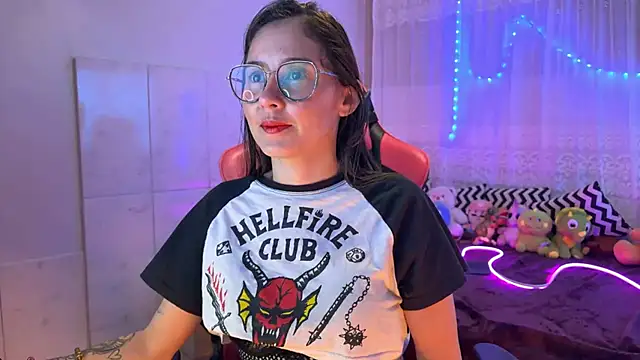 Lua34682 online show from October 1, 2025, 7:07 pm