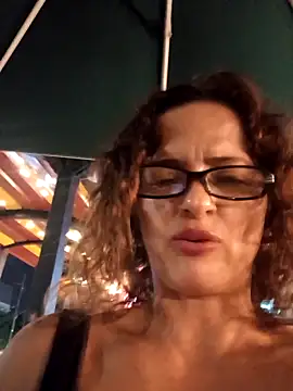 CioniWeiss online show from March 8, 2025, 2:01 am