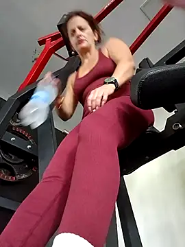 CioniWeiss online show from February 19, 2025, 3:49 pm