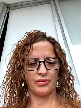 CioniWeiss online show from November 14, 2025, 12:53 pm