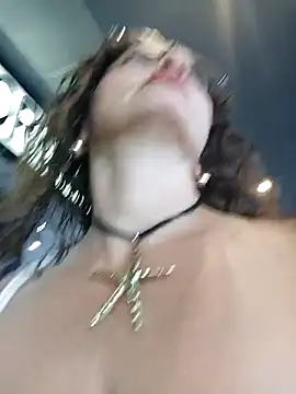 CioniWeiss online show from February 22, 2025, 10:42 pm