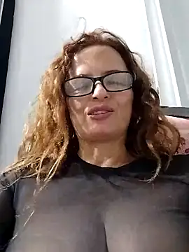 CioniWeiss online show from September 18, 2025, 3:42 am