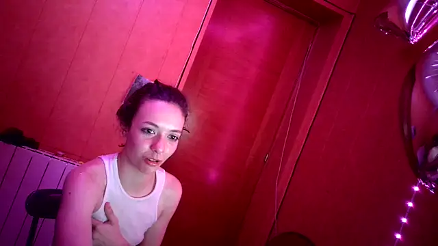 Lia Y PatrickX online show from February 4, 2025, 5:10 am