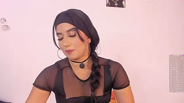 Maggie 1 online show from November 23, 2025, 11:48 pm