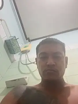 Snapshot of Littlecock1992 chatting on March 14, 2025, 10:38 pm Littlecock1992 online show from March 14, 2025, 10:38 pm