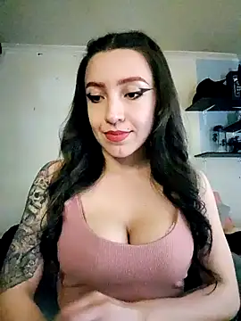 Paudelatorre online show from April 11, 2026, 5:26 am