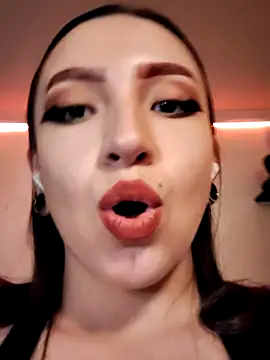 Snapshot of Paudelatorre chatting on September 20, 2025, 4:28 am Paudelatorre online show from September 20, 2025, 4:28 am