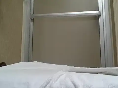 Snapshot of Daszler chatting on October 28, 2025, 10:41 pm Daszler online show from October 28, 2025, 10:41 pm