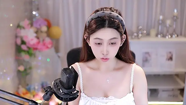 SleepArtist online show from October 20, 2025, 8:04 am