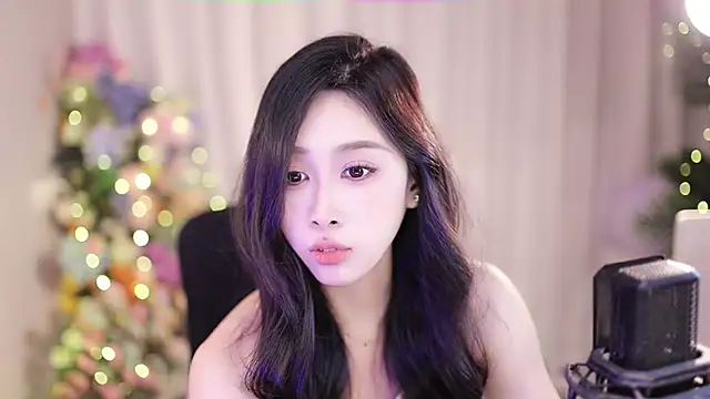 SleepArtist online show from February 12, 2025, 8:38 am