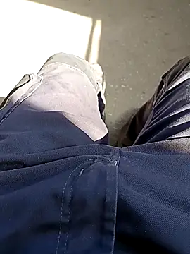 Snapshot of vadszex31 chatting on March 19, 2025, 9:38 am vadszex31 online show from March 19, 2025, 9:38 am