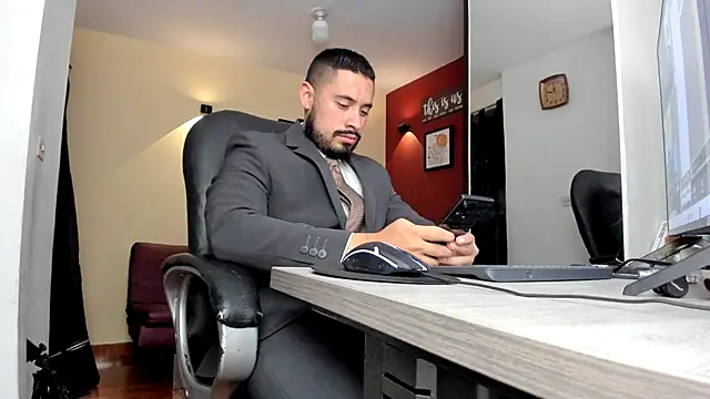 Snapshot of thesexlawyer1 chatting on May 6, 2026, 2:04 am thesexlawyer1 online show from May 6, 2026, 2:04 am