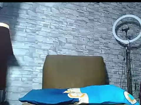 bulguehot online show from February 14, 2025, 2:23 pm