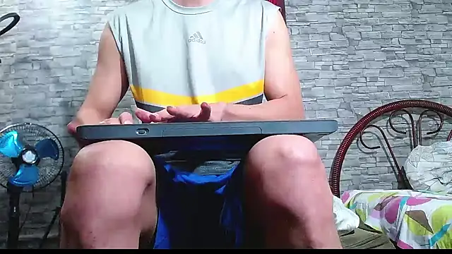 bulguehot online show from September 26, 2025, 11:00 pm